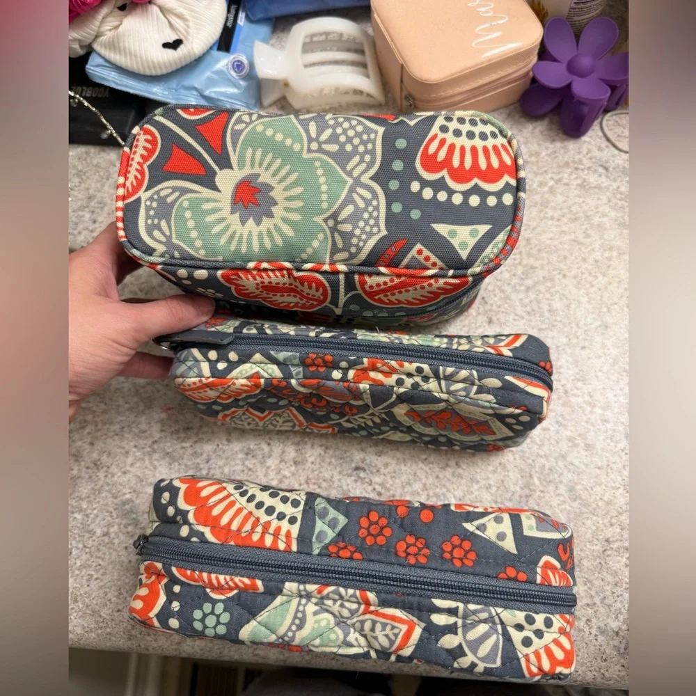 Vera Bradley Floral Bath Storage Set - Red, Green, Blue